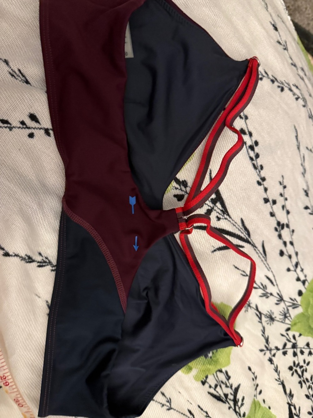 Women’s Swim separates 4 Tops and 1 Bottom. Yellow, coral, Navy, Maroon, - Picture 8 of 16